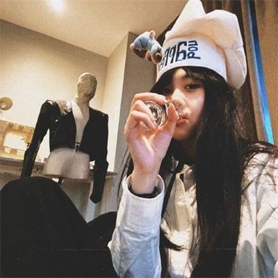 重回1990带女儿和小姨子致富