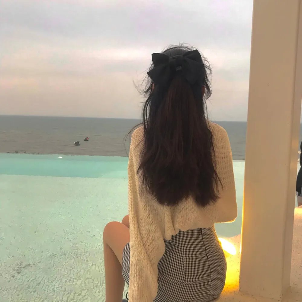 它在黑夜到访